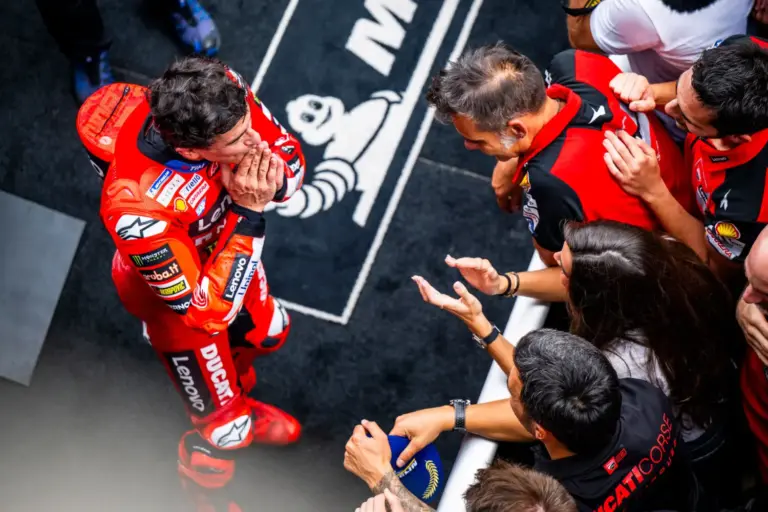 Marc Márquez señala a Acosta como su único rival en MotoGP antes de las 850 cc