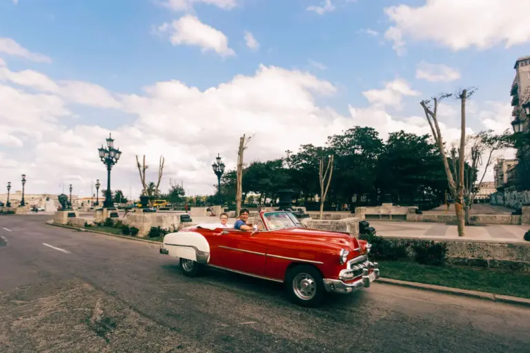 El Mercedes 190SL de 1963 que un solo propietario cuidó durante 60 años sale a subasta