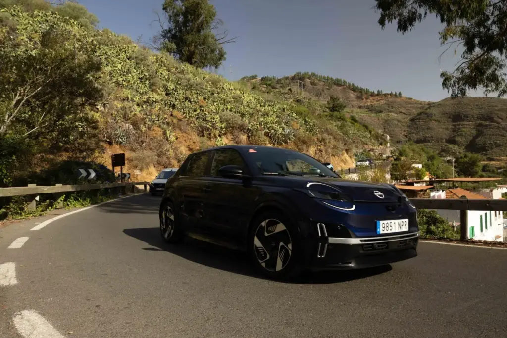 Nissan Micra, Leaf, Ariya y Townstar EV, a prueba en las exigentes carreteras de Gran Canaria