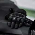 Normativa para motos  de la DGT: guantes y calzado cerrado obligatorios desde el 1 de octubre