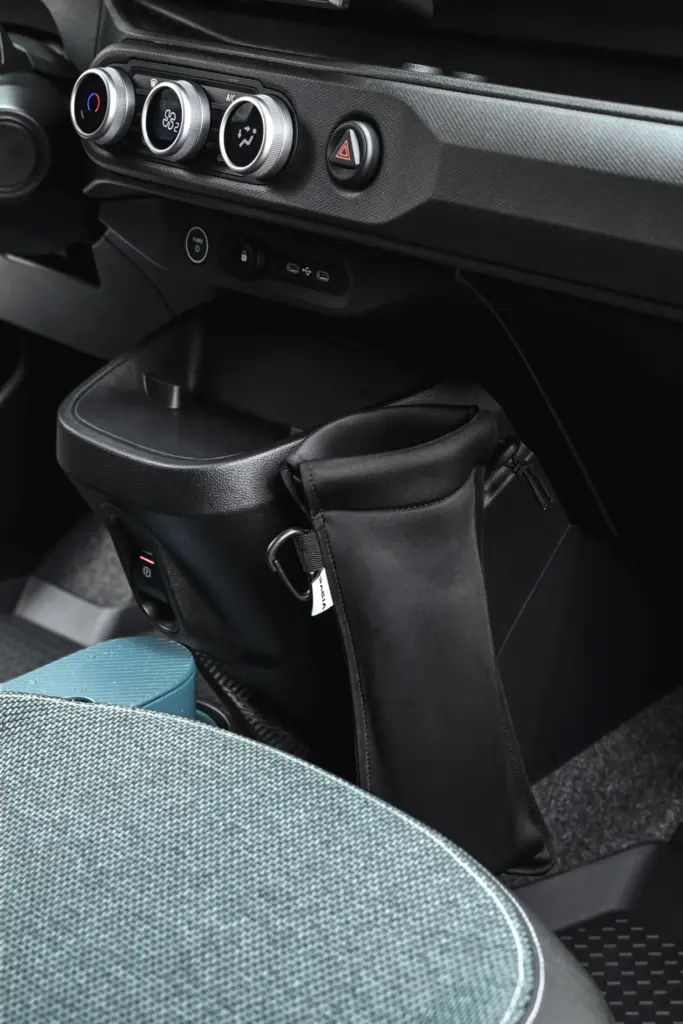 Primer contacto con el nuevo Dacia Spring: Un urbano eléctrico muy serio 31 Motor16 nuevo dacia spring 2027 56 Motor16