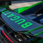 La patente que desvela el alerón activo del Tesla Roadster: aerodinámica que se mueve según la velocidad