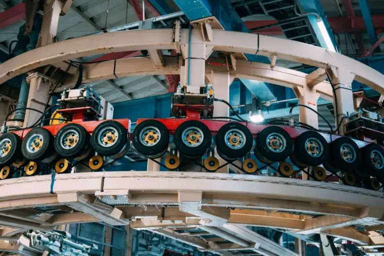 Volkswagen, en jaque en India: su socio JSW le exige asumir 1.400 millones en impuestos