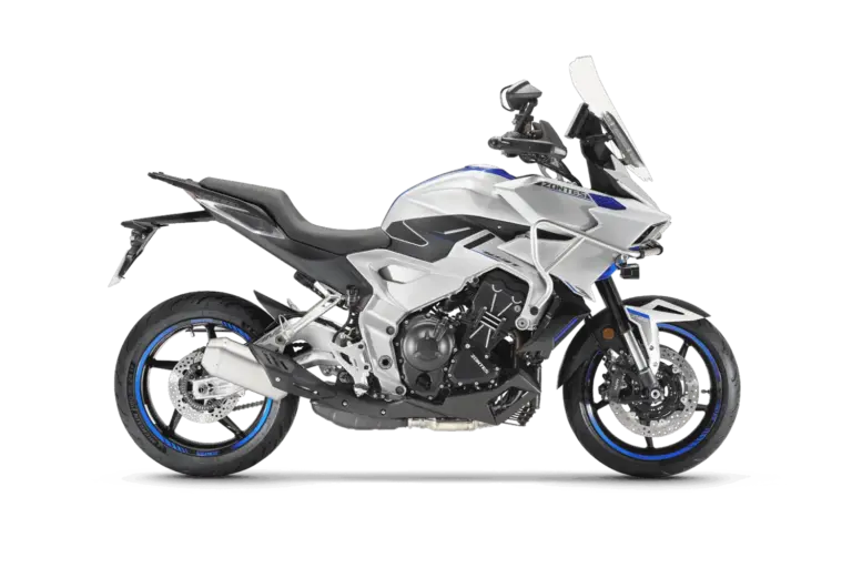 Zontes 703T ETC 2026: la trail tricilíndrica que aterriza en Europa con IMU y acelerador electrónico