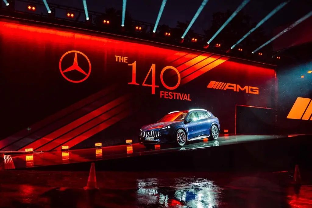 Los 3 Mercedes-Benz Clase S que han dado la vuelta al mundo para celebrar los 140 años de la marca ya están en casa 3 Motor16 Mercedes-Benz 140 años