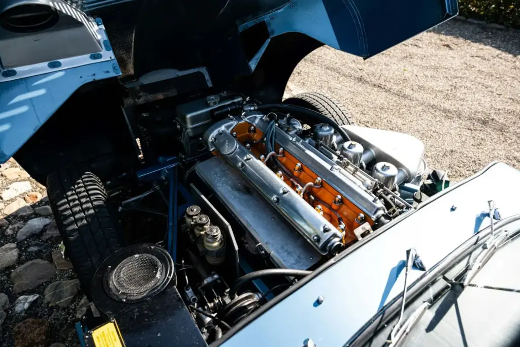 El Jaguar E-Type Series I flat-floor nº140 de solo 385 con volante a la izquierda sale a subasta 1 Motor16 1961 jaguar e type series 1 flat floor roadster motor Motor16