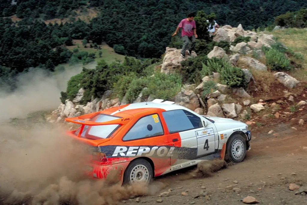 Del huerto de naranjos al coche 14 millones: las curiosidades de Ford en España que casi nadie conoce 5 Motor16 Carlos Sainz, Rally Acrópolis