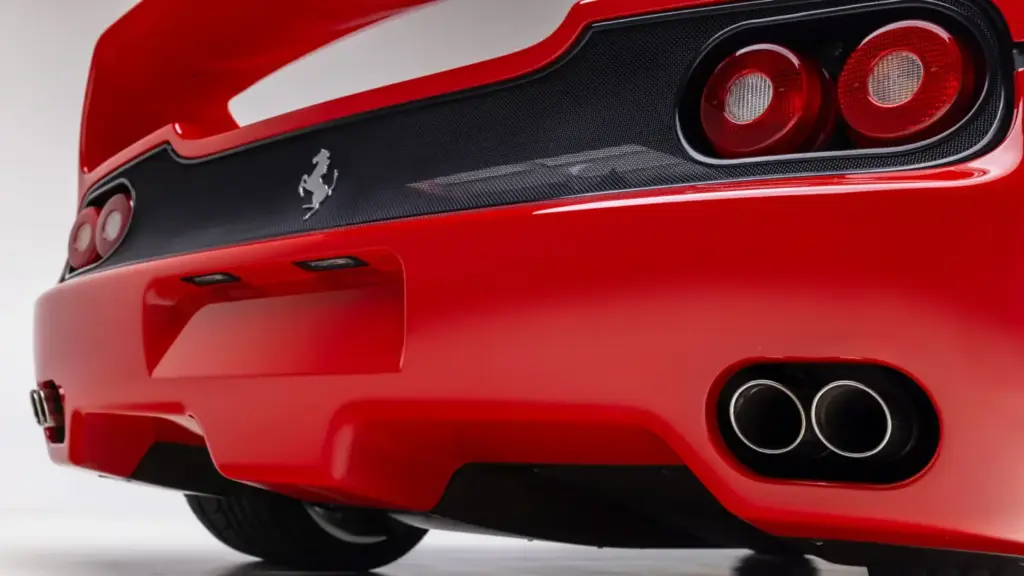 ¿Quieres estrenar un Ferrari F50? Este tiene 170 kilómetros, pero no será barato 34 Motor16 1997 ferrari f50 106 millas broad arrow 23 Motor16