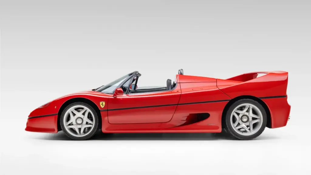 ¿Quieres estrenar un Ferrari F50? Este tiene 170 kilómetros, pero no será barato 5 Motor16 1997 ferrari f50 106 millas broad arrow 3 Motor16