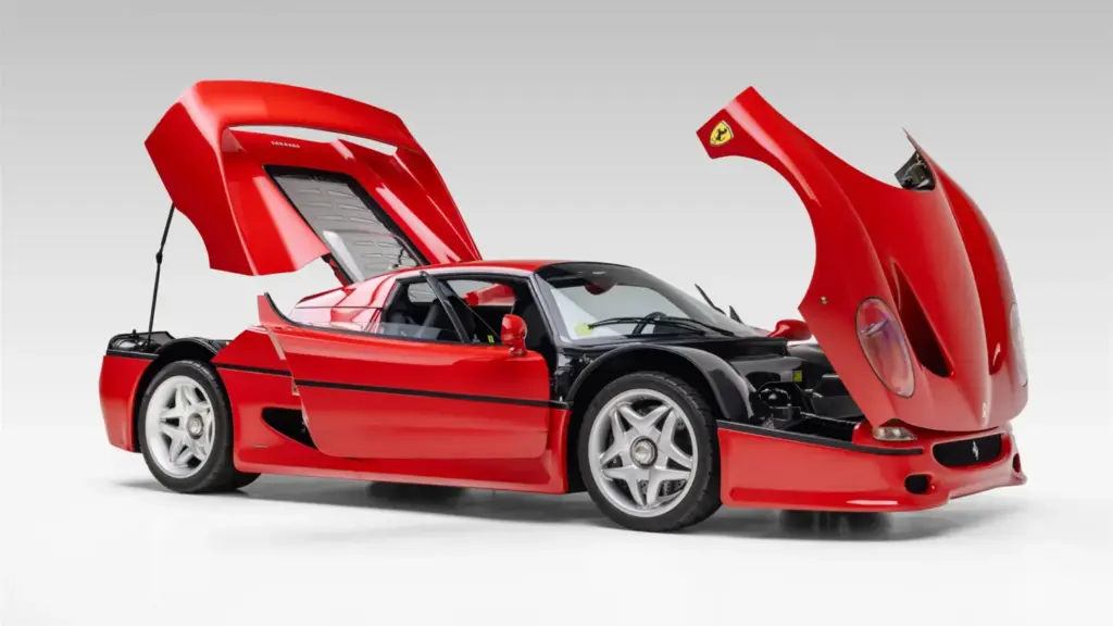 ¿Quieres estrenar un Ferrari F50? Este tiene 170 kilómetros, pero no será barato 21 Motor16 1997 ferrari f50 106 millas broad arrow 48 Motor16