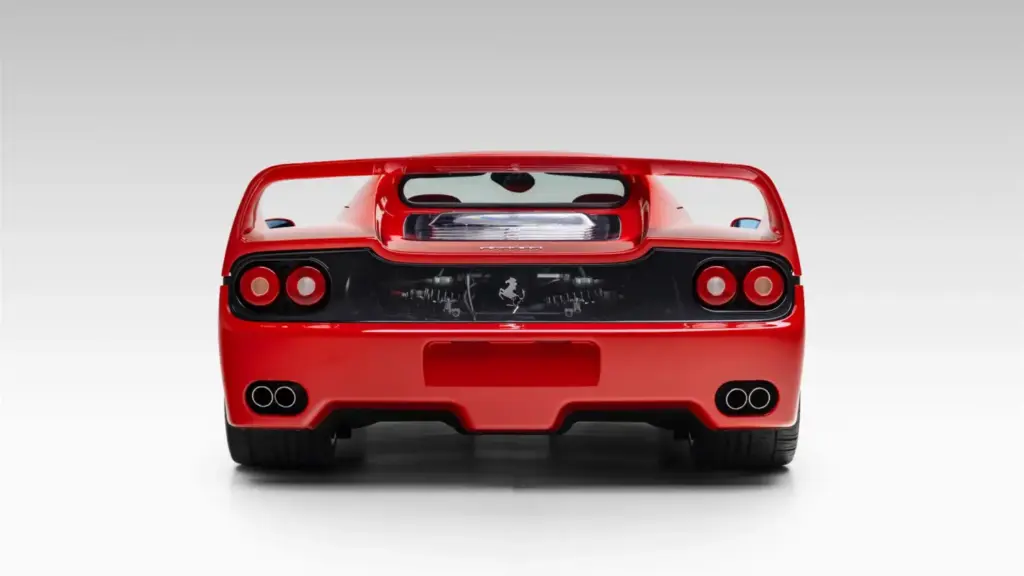 ¿Quieres estrenar un Ferrari F50? Este tiene 170 kilómetros, pero no será barato 7 Motor16 1997 ferrari f50 106 millas broad arrow 5 Motor16