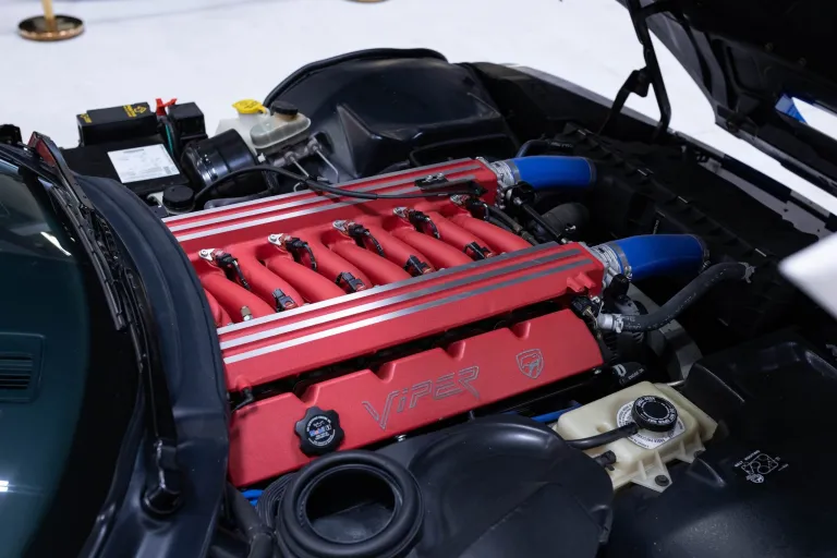 El Dodge Viper GT2 Championship Edition, uno de solo 100 ejemplares, sale a subasta 1 Motor16 1998 dodge viper gt2 championship edition 37 motor bat Motor16