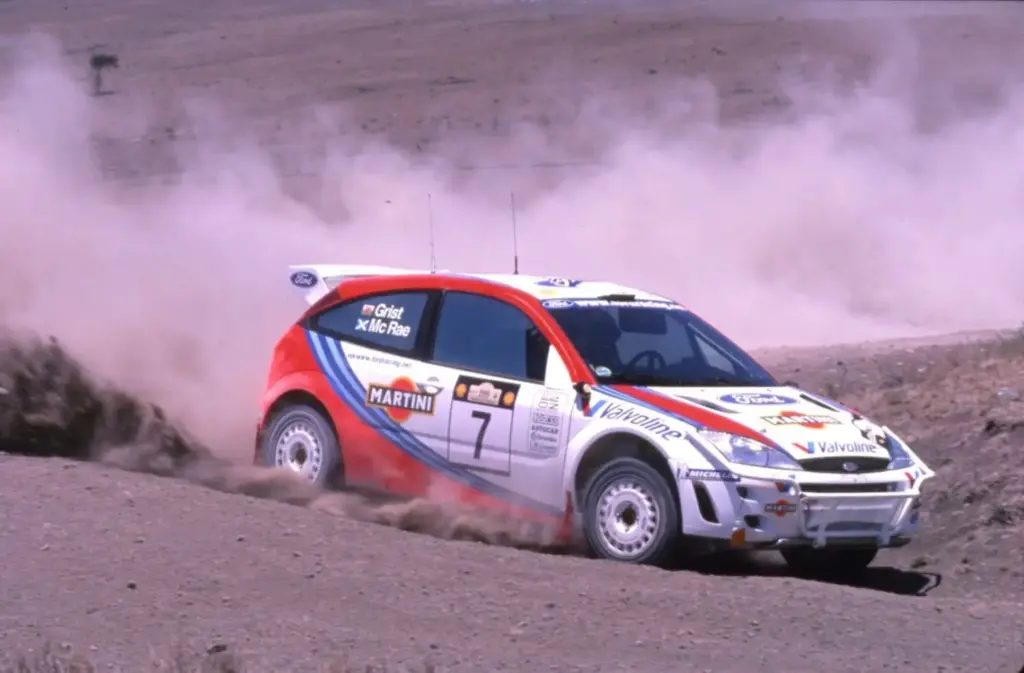 Ford recupera su ADN de rally para definir el futuro de sus coches en Europa 4 Motor16 1999 94 07 Safari Rally Colin McRae Motor16