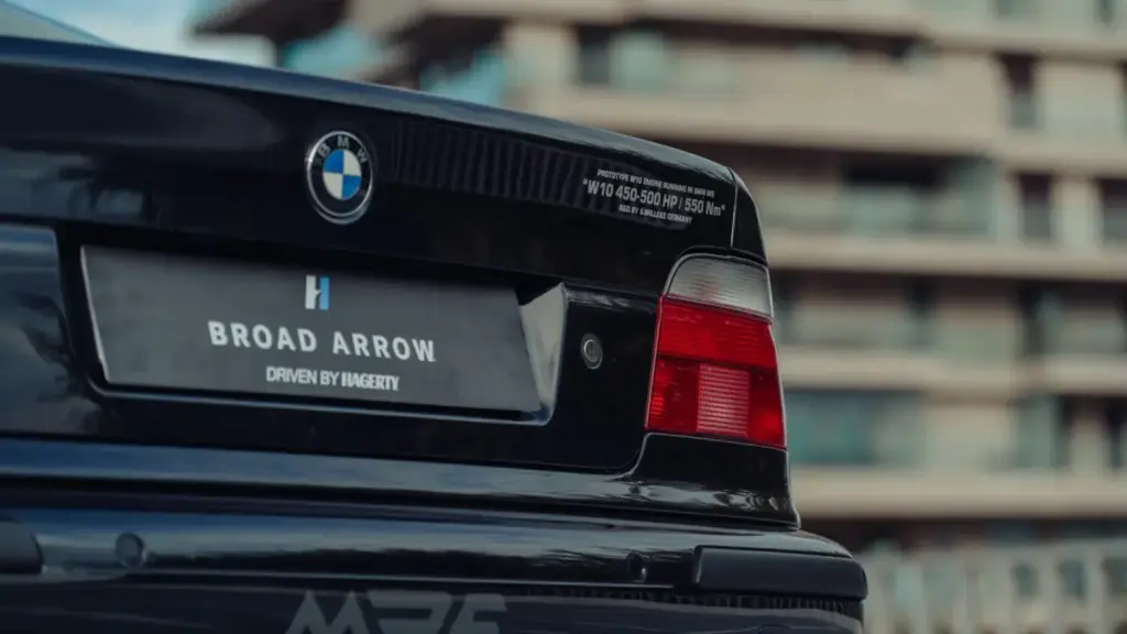 Este BMW M5 parece normal, pero esconde el motor W10 soñado por Piëch para un deportivo nonato de Volkswagen 20 Motor16 2005 BMW M5 W10 VW Prototipo 19 Motor16