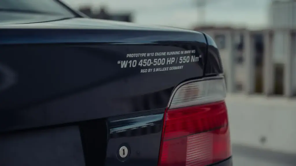Este BMW M5 parece normal, pero esconde el motor W10 soñado por Piëch para un deportivo nonato de Volkswagen 21 Motor16 2005 BMW M5 W10 VW Prototipo 4 Motor16