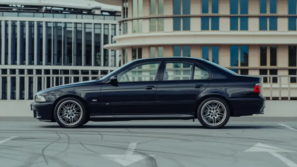 Este BMW M5 parece normal, pero esconde el motor W10 soñado por Piëch para un deportivo nonato de Volkswagen 9 Motor16 2005 BMW M5 W10 VW Prototipo 6 Motor16