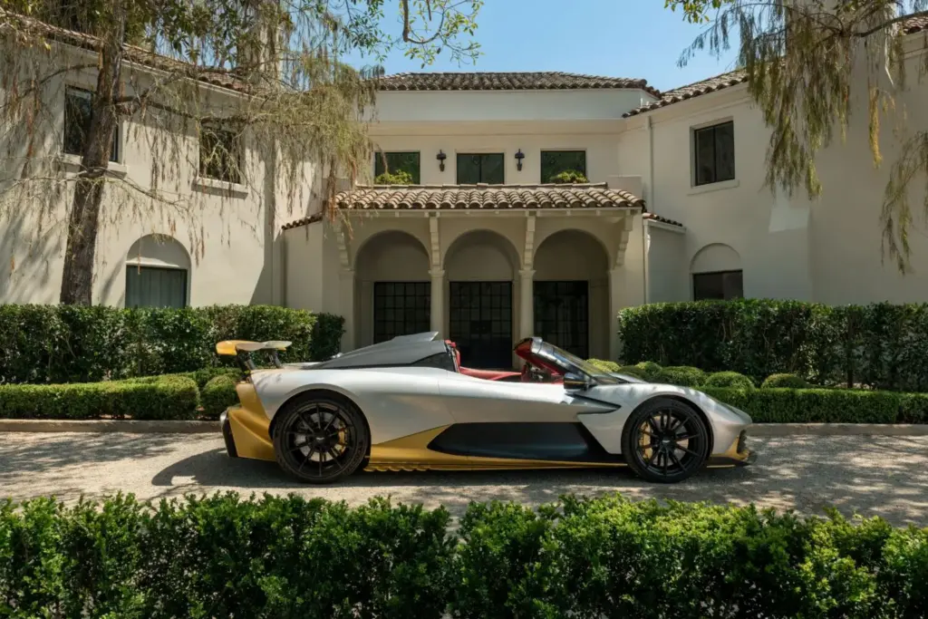 Aston Martin Valhalla Spider: 1.079 CV para disfrutar de la emoción con el cielo por techo 15 Motor16 2026 Aston Martin Valhalla Spider 11 Motor16