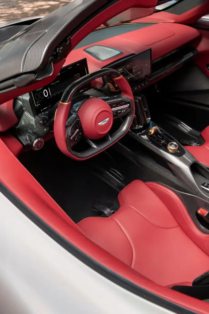Aston Martin Valhalla Spider: 1.079 CV para disfrutar de la emoción con el cielo por techo 25 Motor16 2026 Aston Martin Valhalla Spider 21 Motor16