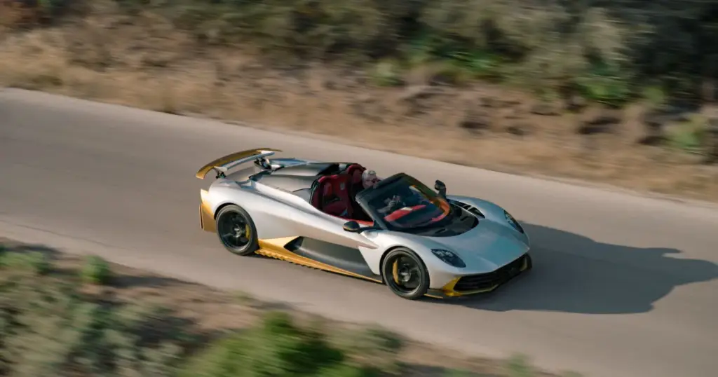 Aston Martin Valhalla Spider: 1.079 CV para disfrutar de la emoción con el cielo por techo 9 Motor16 2026 Aston Martin Valhalla Spider 5 Motor16