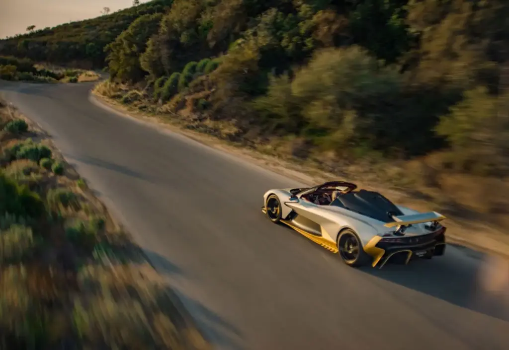 Aston Martin Valhalla Spider: 1.079 CV para disfrutar de la emoción con el cielo por techo 11 Motor16 2026 Aston Martin Valhalla Spider 7 Motor16