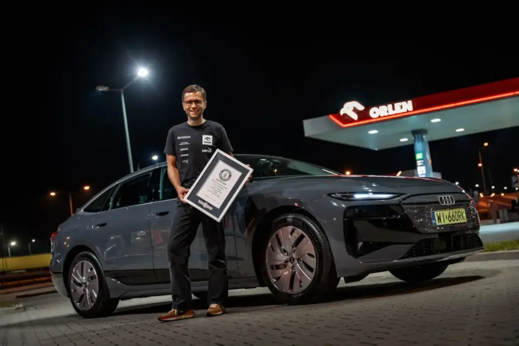 Audi pulveriza el récord de autonomía eléctrica: más de 1.300 kilómetros con una carga para dejar en la cuneta a Tesla y Lucid 1 Motor16 2026 Audi A6 e-tron récord. Imagen estática.