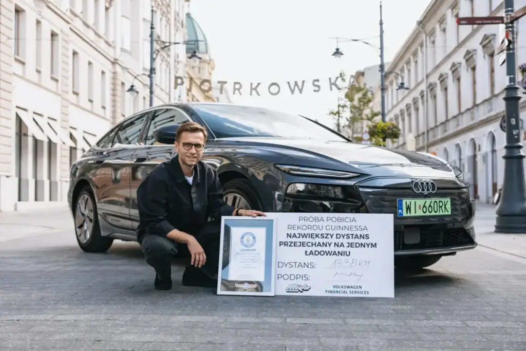 Audi pulveriza el récord de autonomía eléctrica: más de 1.300 kilómetros con una carga para dejar en la cuneta a Tesla y Lucid 6 Motor16 2026 Audi A6 e tron record autonomia 2 Motor16