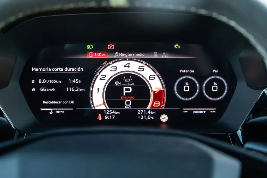 Prueba del Audi RS 3 competition limited: ¡Tócala otra vez, Audi! 30 Motor16 2026 Audi RS 3 competition limited prueba 10 Motor16