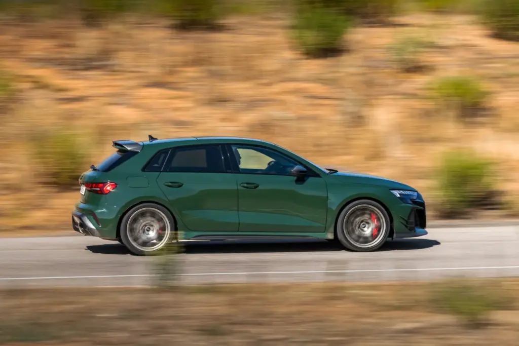 Prueba del Audi RS 3 competition limited: ¡Tócala otra vez, Audi! 15 Motor16 2026 Audi RS 3 competition limited prueba 37 Motor16