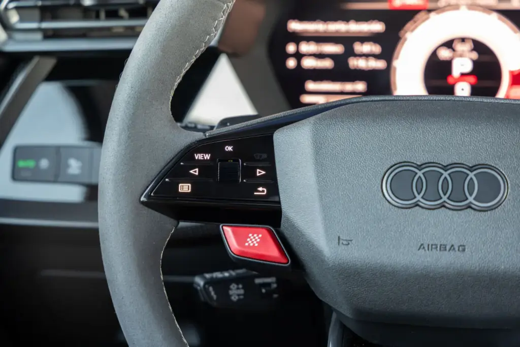 Prueba del Audi RS 3 competition limited: ¡Tócala otra vez, Audi! 32 Motor16 2026 Audi RS 3 competition limited prueba 4 Motor16