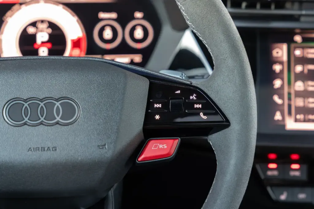 Prueba del Audi RS 3 competition limited: ¡Tócala otra vez, Audi! 33 Motor16 2026 Audi RS 3 competition limited prueba 5 Motor16