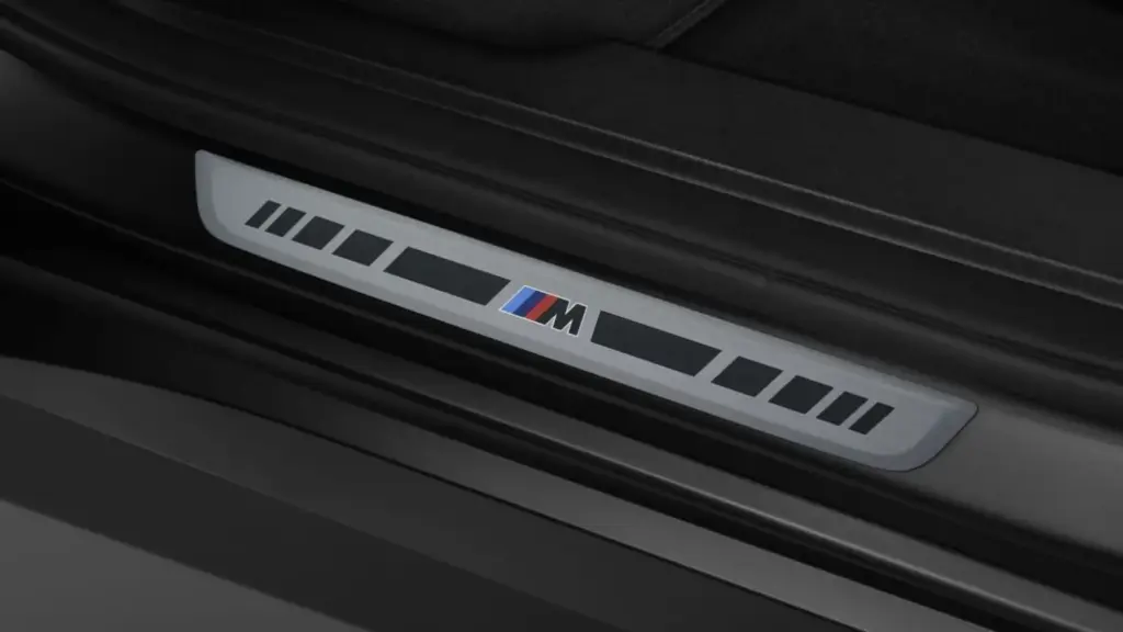 BMW viste de negro la antesala al futuro X3 M con este exclusivo Black Package 18 Motor16 2026 BMW X3 M50 xDrive Black Package 15 Motor16