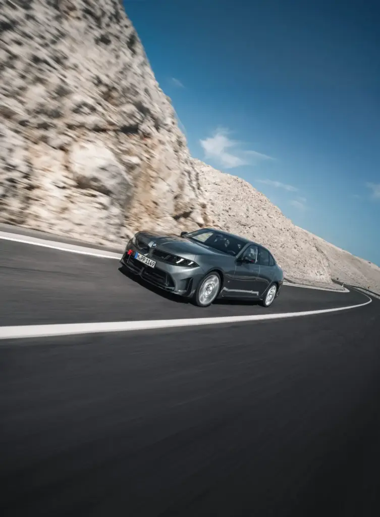 BMW M Performance ya tiene un puñado de chucherías para los nuevos Serie 3 e i3 7 Motor16 2026 BMW i3 Serie 3 M Performance Parts 3 1 Motor16