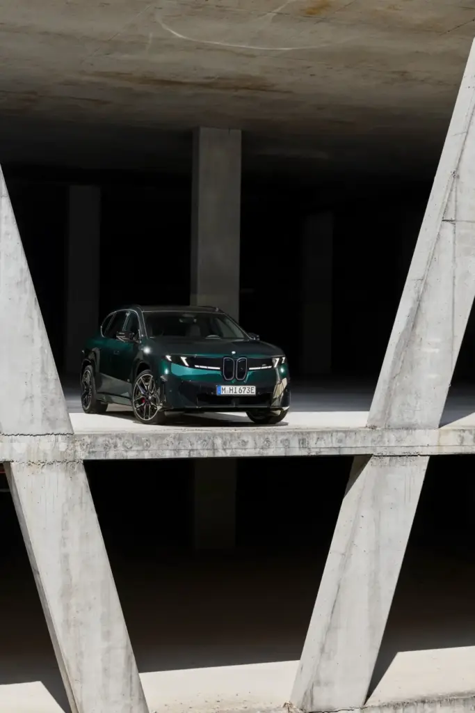 BMW iX3 M60 xDrive: 612 CV para el SUV más M de los menos M 29 Motor16 2026 BMW iX3 M60 xDrive 25 Motor16