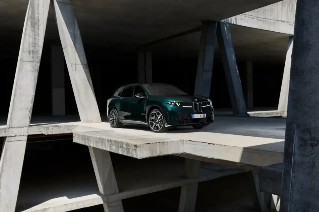 BMW iX3 M60 xDrive: 612 CV para el SUV más M de los menos M 32 Motor16 2026 BMW iX3 M60 xDrive 28 Motor16