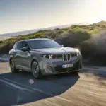 BMW estrena mejoras en los X3, iX3 y M5 justo cuando las hojas comienzan a caer