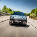 Prueba del CUPRA Raval VZ: El ‘malote’ del barrio