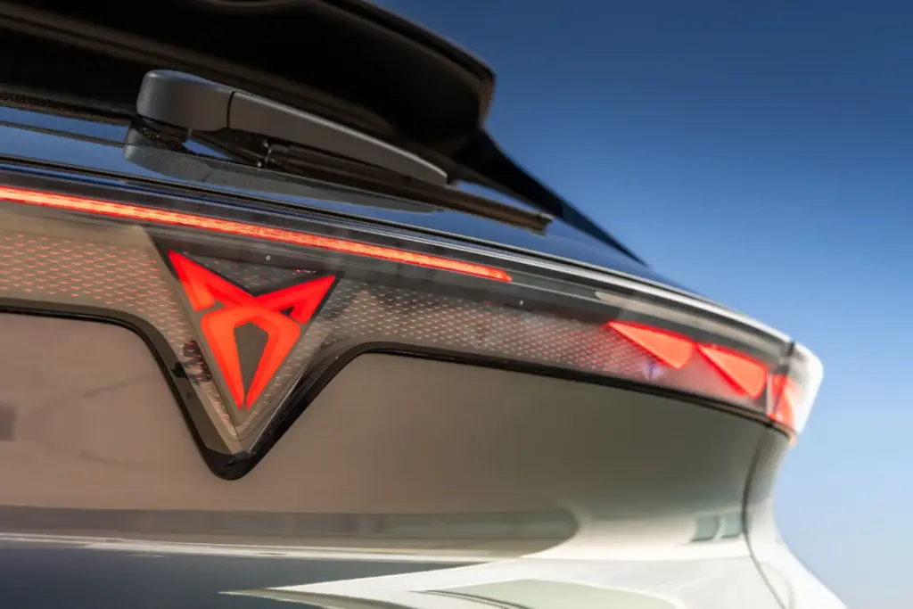 Prueba del CUPRA Raval VZ: El 'malote' del barrio 27 Motor16 2026 Cupra Raval VZ Prueba 27 Motor16
