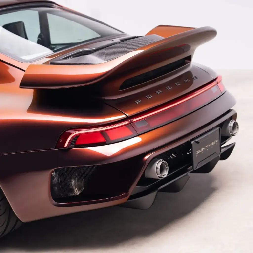 Gunther Werks lo borda con este restomod del Porsche 911 y cifras de superdeportivo moderno 11 Motor16 2026 Gunther Werks Turbo Orange 911 4 Motor16