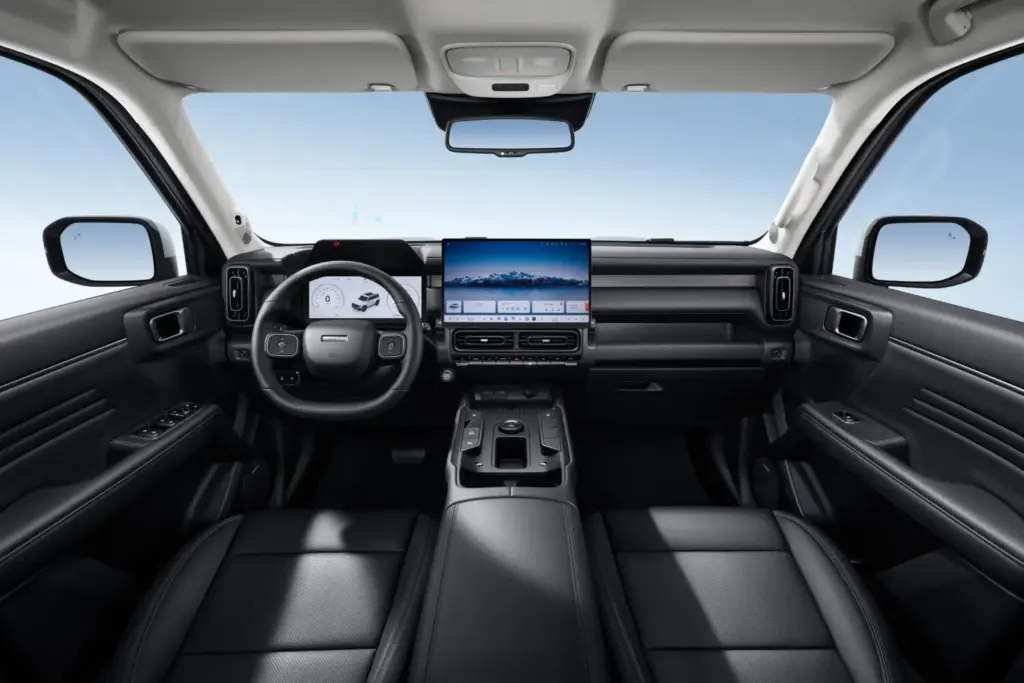GWM HAVAL H7: el nuevo SUV híbrido chino llega con 435 CV, tracción 4x4 y hasta 150 km eléctricos por 28.000 euros 24 Motor16 2026 Haval H7 28 Motor16