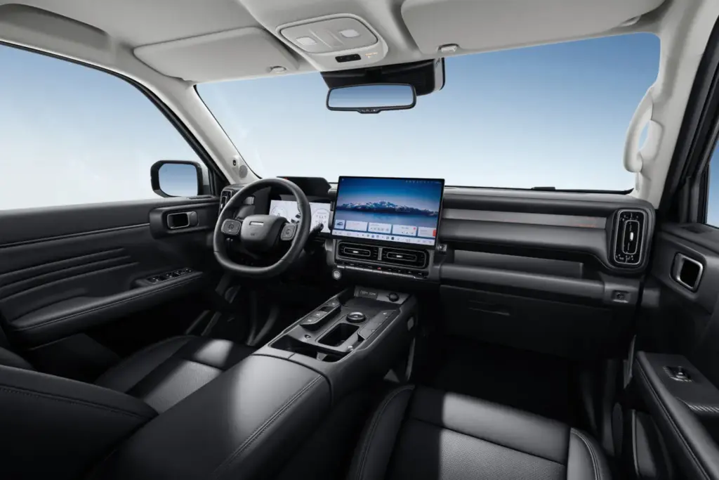 GWM HAVAL H7: el nuevo SUV híbrido chino llega con 435 CV, tracción 4x4 y hasta 150 km eléctricos por 28.000 euros 26 Motor16 2026 Haval H7 32 Motor16