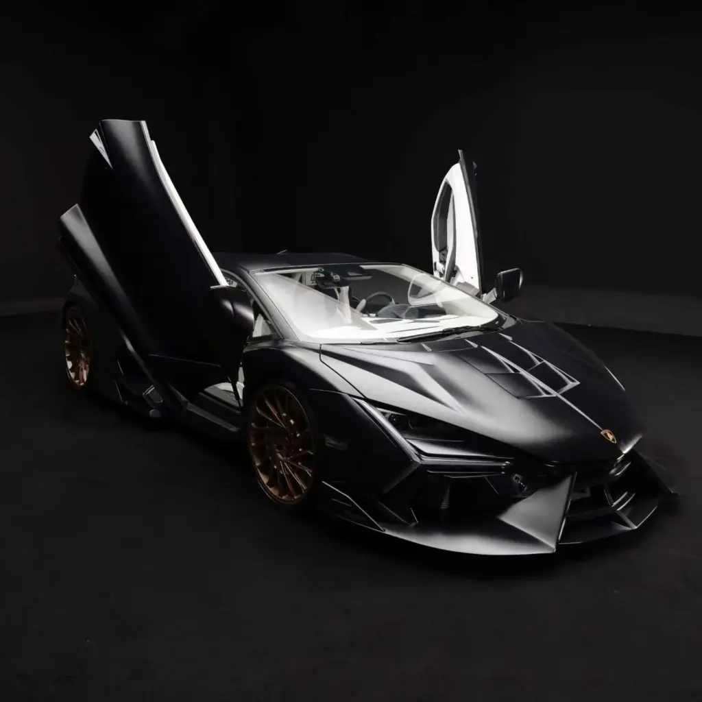 Venuum Voltoro V1: O como una empresa española ve el impresionante Lamborghini Revuelto 4 Motor16 2026 Lamborghini Revuelto Venuum Black 2 Motor16