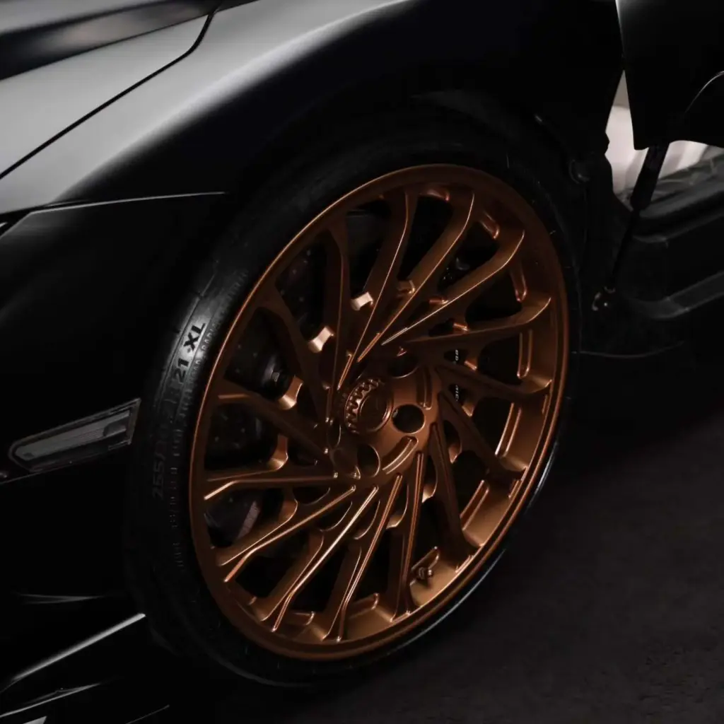 Venuum Voltoro V1: O como una empresa española ve el impresionante Lamborghini Revuelto 7 Motor16 2026 Lamborghini Revuelto Venuum Black 3 Motor16
