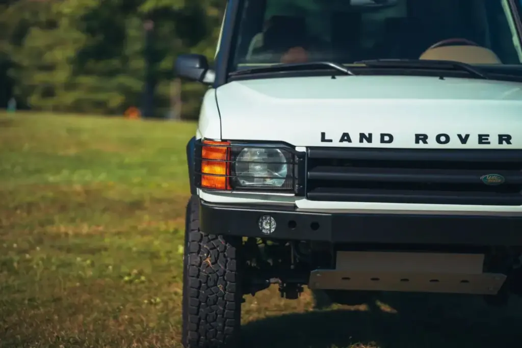 2026 Land Rover Discovery Series II V8. Legacy Overland. Imagen detalle.
