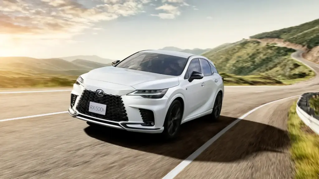 Lexus ha convertido Nürburgring en un patio de recreo para afinar al máximo su actualizado RX 6 Motor16 2026 Lexus RX Japon 2 Motor16
