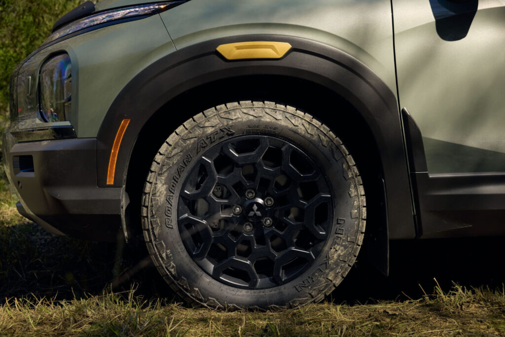 Diamond Trail Edition: El Mitsubishi Outlander que soñaba con ser Montero ya es una realidad 17 Motor16 2026 Mitsubishi Outlander Concept SEMA 9 Motor16