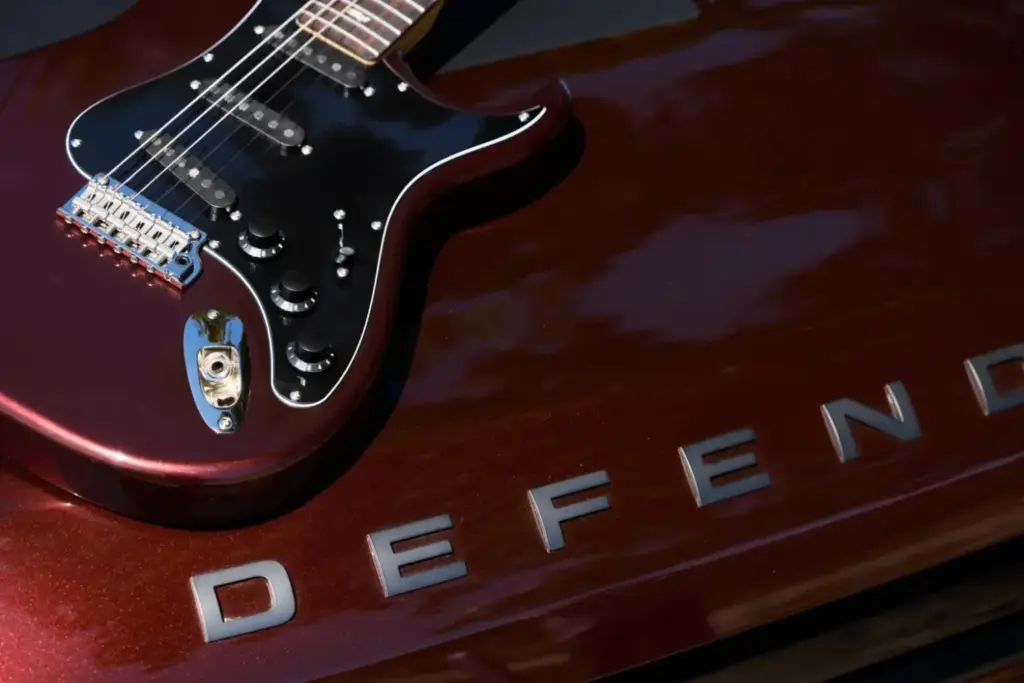 Land Rover y John Mayer tienen la guitarra perfecta para los propietarios de un Defender 8 Motor16 2026 PRS Guitars Land Rover Defender John Mayer 4 Motor16