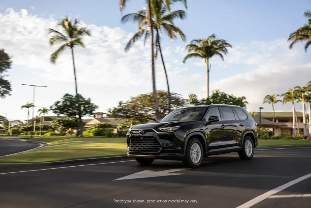 Toyota da un toque aventurero al Grand Highlander con la Woodland Edition y actualiza el resto 12 Motor16 2026 Toyota Grand Highlander 8 Motor16