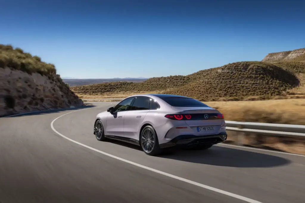 2026 Mercedes-Benz C 400 4Matic. Imagen trasera.