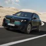El BMW iX3 M60 xDrive estrena 604 CV, doble motor y batería ampliada sobre la Neue Klasse