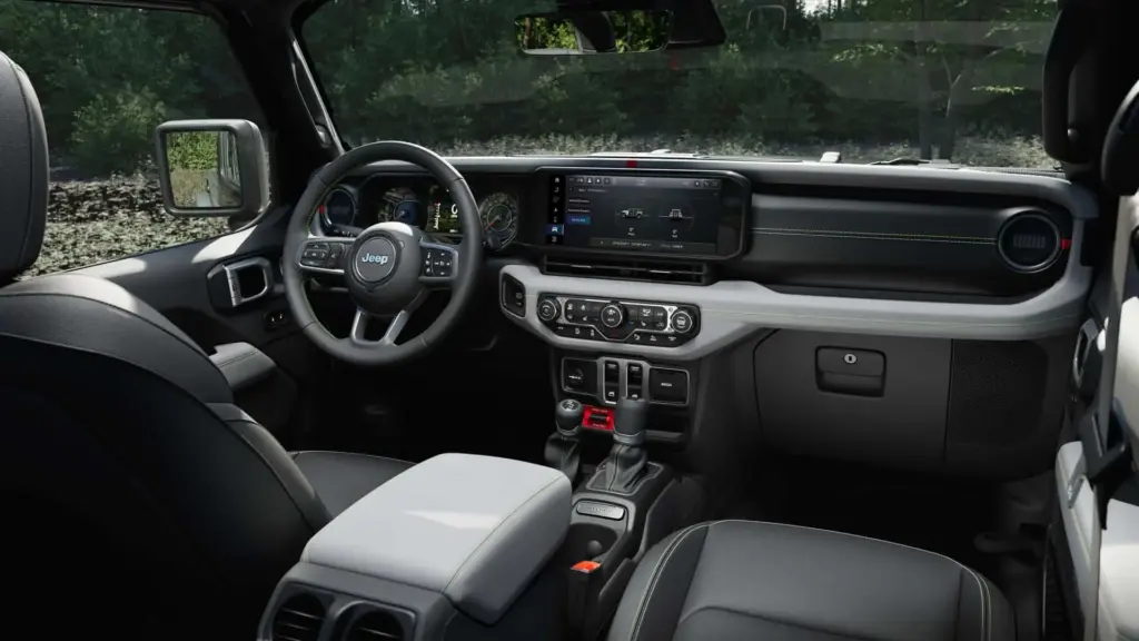 Jeep Wrangler Switchback: broche de oro para la serie Twelve 4 Twelve 3 Motor16 2026 Jeep Wrangler Switchback. Imagen interior.